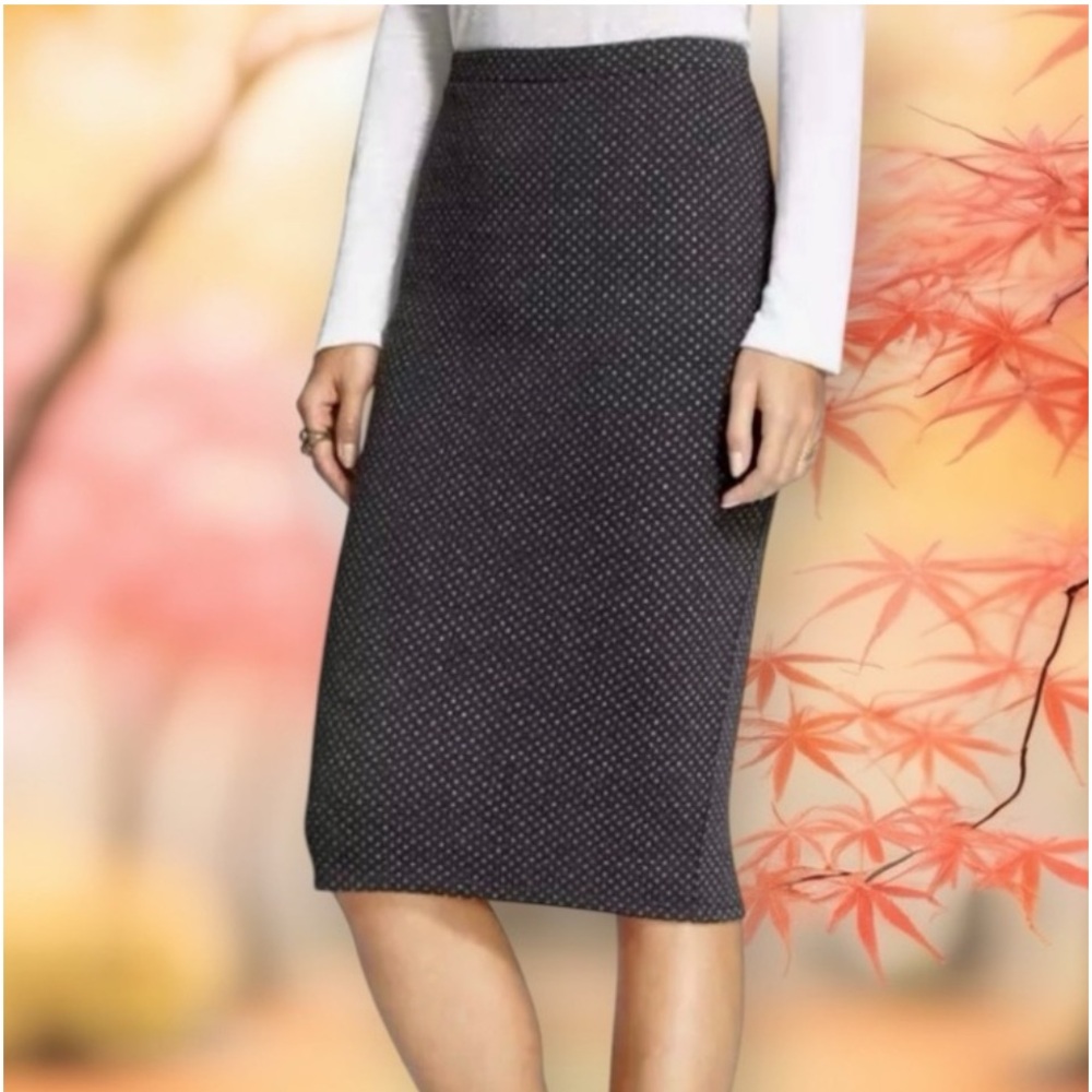 $25 sale Free People Skirt Womens XS Black Gray Ludlow Midi Pencil Textured Dot